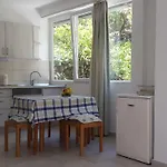 Family Desin דירה מולונאט