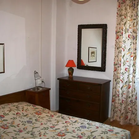 Family Desin מולונאט